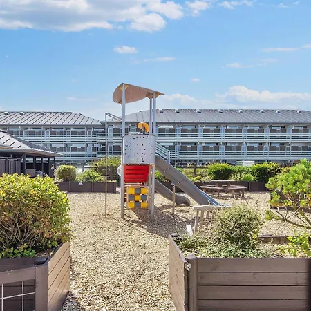 Apartment 4 Person On A In